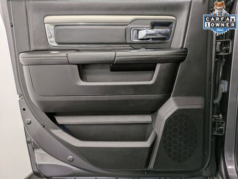 Used 2018 RAM 2500 Laramie w/ Sport Appearance Group image 23