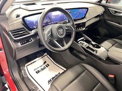 Used 2025 Buick Envision Preferred image 13