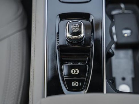 New 2026 Volvo XC90 T8 Plus w/ Protection Package Premier image 25