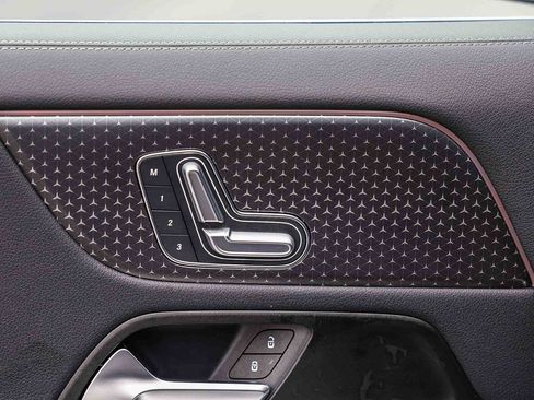 Certified 2026 Mercedes-Benz GLA 250 image 21