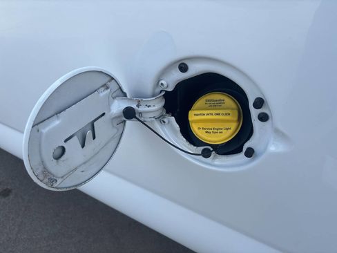 Used 2019 Chevrolet Express 2500 w/ Communications Package RWD image 18