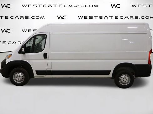 Used 2023 RAM ProMaster 2500 FWD image 5