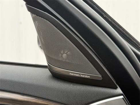 Used 2021 BMW 530i 530i w/ M Sport Package image 25