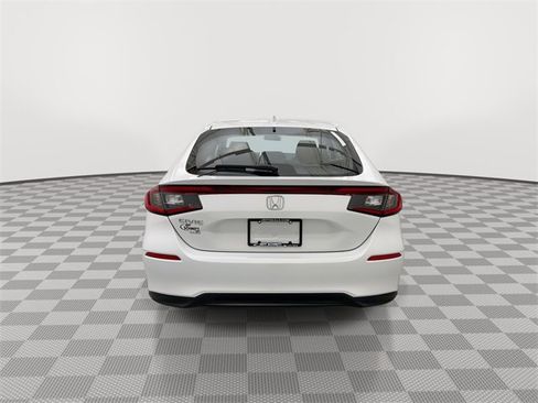 Used 2023 Honda Civic LX image 9