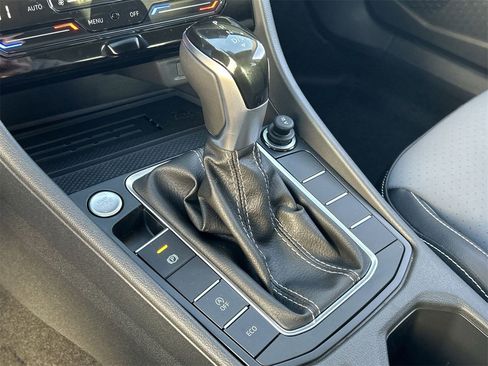 New 2026 Volkswagen Jetta SE image 26