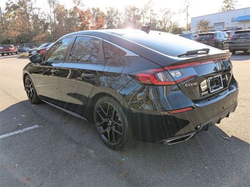 Certified 2023 Honda Civic Sport Touring image 10