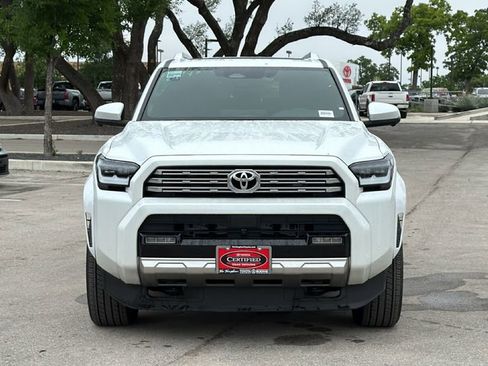 Certified 2025 Toyota 4Runner Limited AWD/4WD image 2