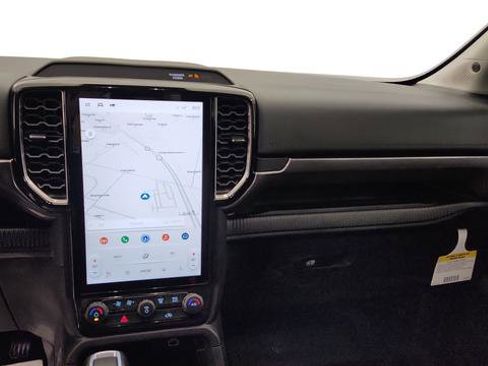 New 2025 Ford Ranger Lariat w/ FX4 Off-Road Package image 18