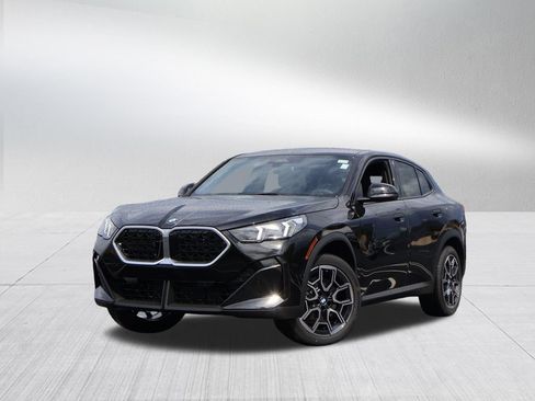 New 2026 BMW X2 xDrive28i w/ Technology Package AWD/4WD image 1