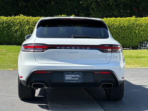 Certified 2025 Porsche Macan AWD/4WD image 7