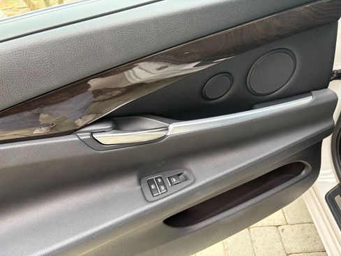 Used 2014 BMW 535i Gran Turismo xDrive w/ Premium Package image 96