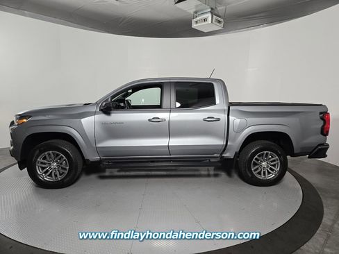 Used 2024 Chevrolet Colorado LT w/ LT Convenience Package II RWD image 3