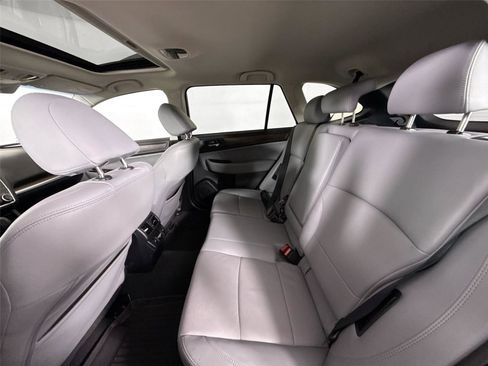 Used 2018 Subaru Outback 2.5i Limited image 50