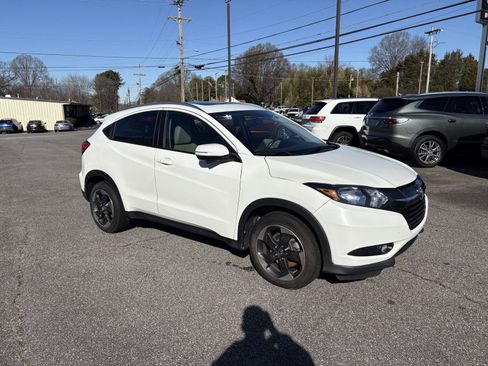 Used 2018 Honda HR-V EX-L image 3