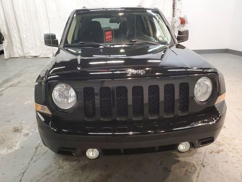 Used 2014 Jeep Patriot Sport image 11