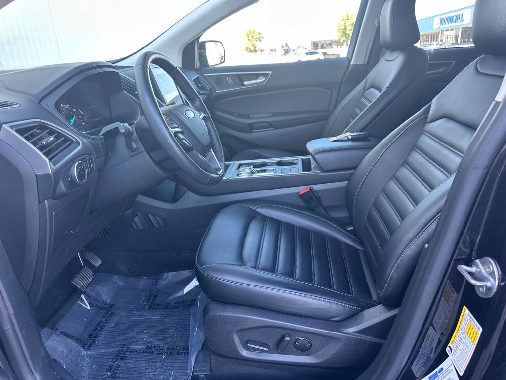Certified 2024 Ford Edge SEL w/ Convenience Package AWD/4WD image 14