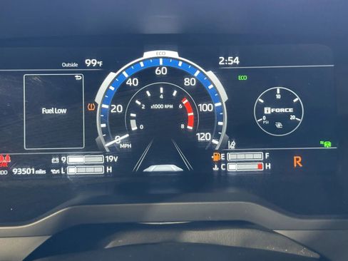 Used 2022 Toyota Tundra Platinum w/ Advanced Package image 21