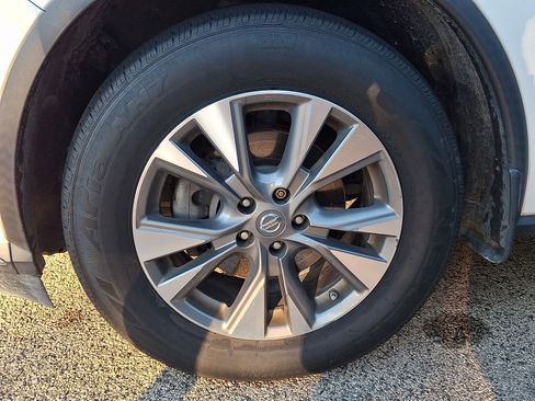 Used 2018 Nissan Murano SL AWD/4WD image 4