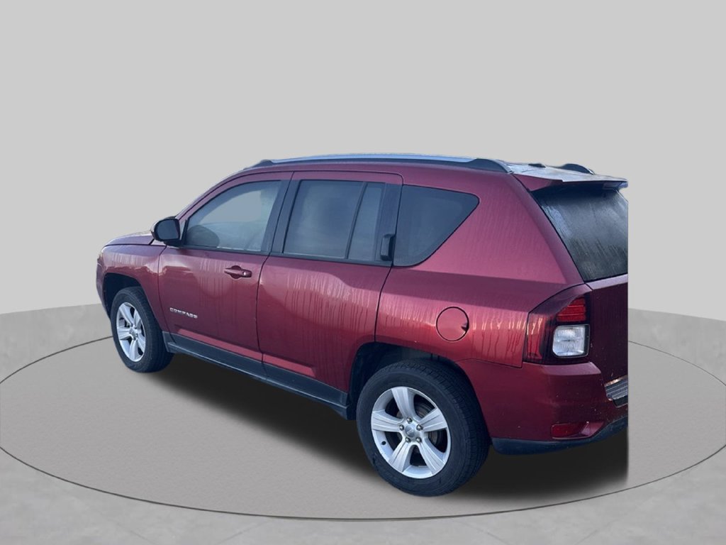 Used 2014 Jeep Compass Latitude w/ Sun/Sound Group FWD image 6
