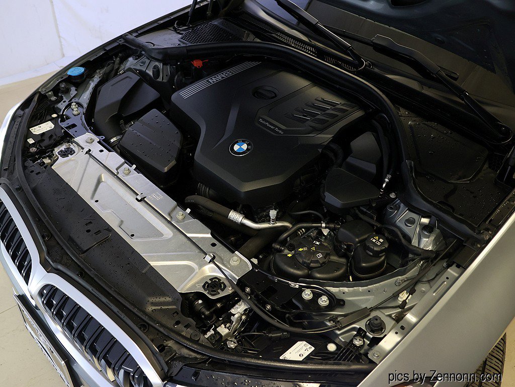 Certified 2023 BMW 330i xDrive Sedan w/ Premium Package AWD/4WD image 39