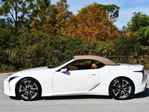 Used 2022 Lexus LC 500 Convertible image 30