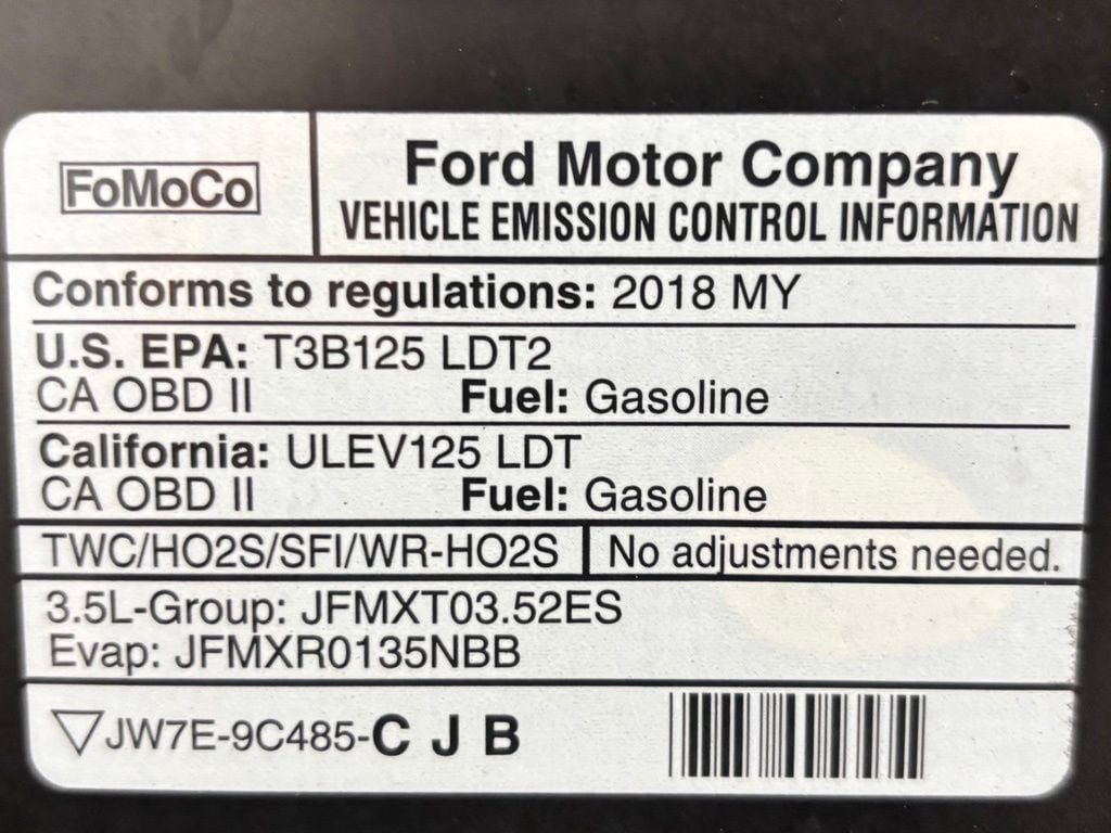 Used 2018 Ford Edge Titanium w/ Equipment Group 301A AWD/4WD image 68