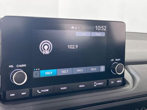 Used 2023 Honda Accord EX image 14