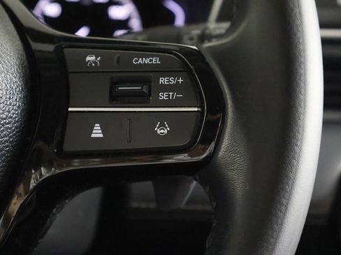 Used 2024 Honda Pilot Touring image 38