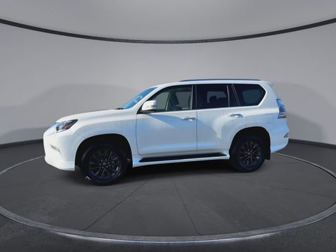 Used 2020 Lexus GX 460 Premium w/ Premium Package image 5