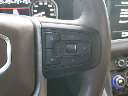 Used 2021 GMC Yukon Denali w/ Denali Premium Package image 36