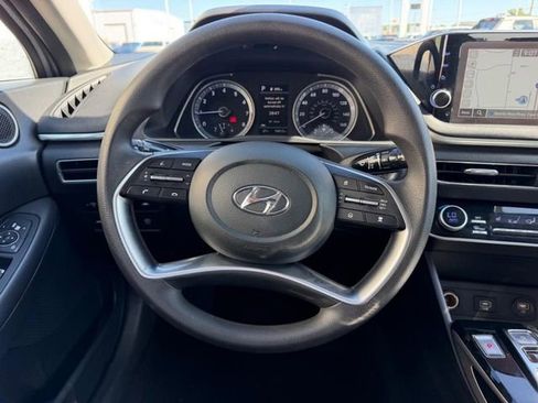 Used 2023 Hyundai Sonata SEL FWD image 9