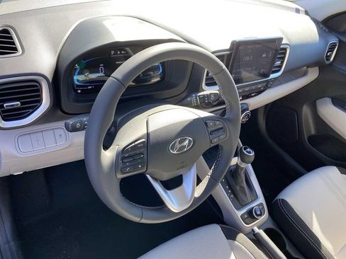 New 2026 Hyundai Venue SEL FWD image 12