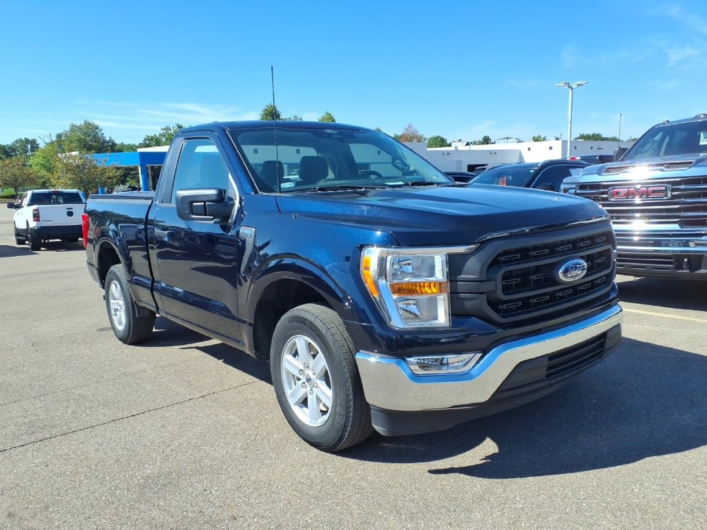 Used 2022 Ford F150 XL w/ Equipment Group 101A High RWD image 3