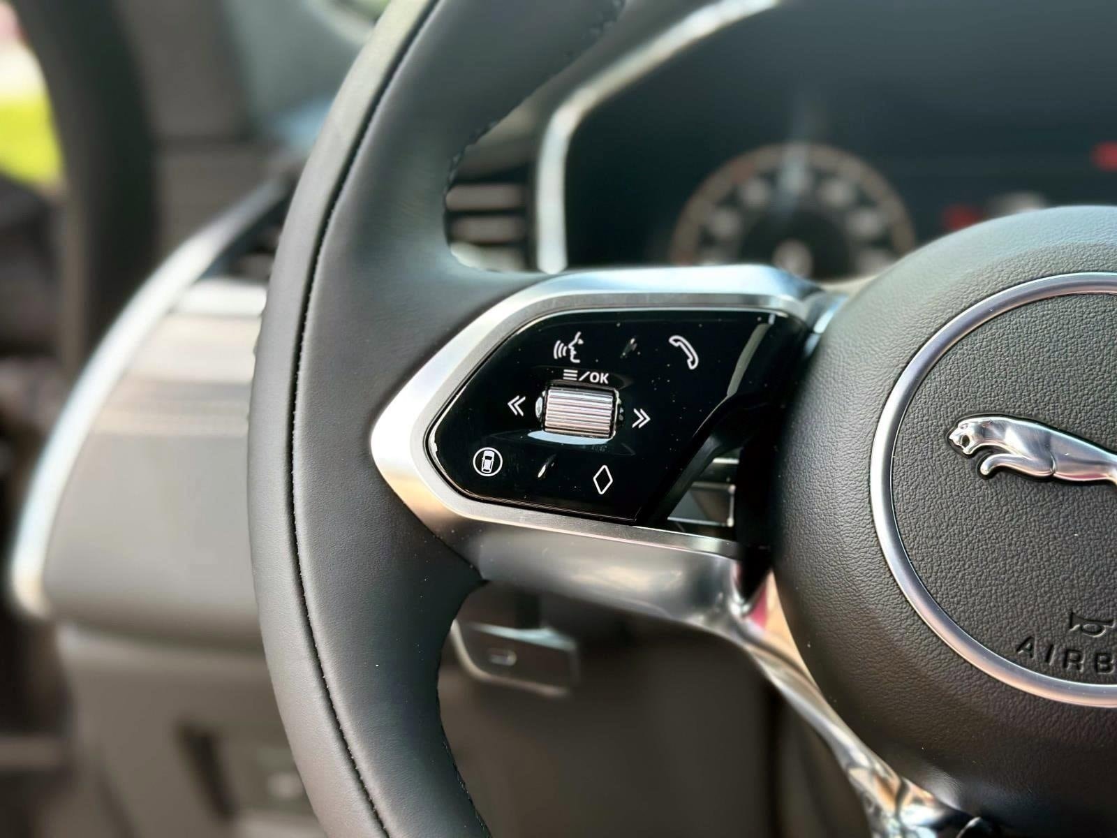 New 2026 Jaguar F-PACE R-Dynamic S AWD/4WD image 26