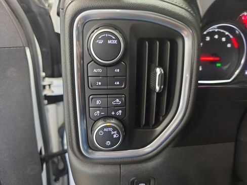 Used 2021 Chevrolet Silverado 1500 LT Trail Boss w/ Bed Protection Package AWD/4WD image 19