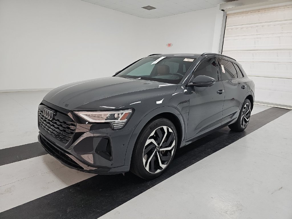 Used 2024 Audi Q8 e-tron Premium Plus w/ Premium Plus Package AWD/4WD image 1