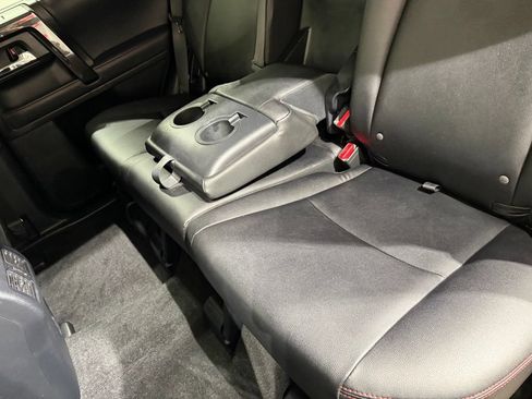 Used 2021 Toyota 4Runner TRD Off-Road Premium w/ Moonroof Package AWD/4WD image 21