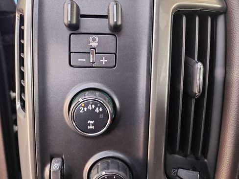 Used 2019 Chevrolet Silverado 3500 LTZ w/ Duramax Plus Package image 26