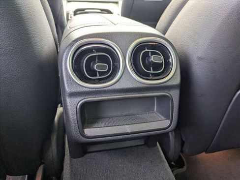 Used 2022 Mercedes-Benz C 300 Sedan image 16