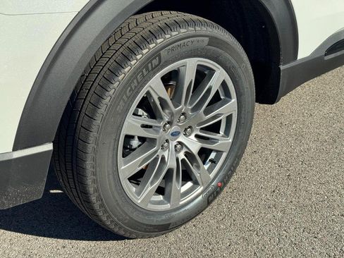 New 2026 Ford Explorer Active w/ Active Comfort Package image 4