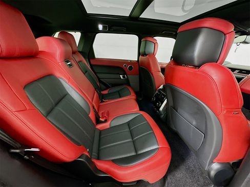 Used 2019 Land Rover Range Rover Sport HSE Dynamic image 30