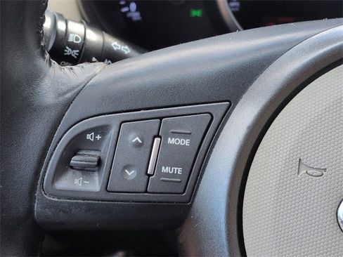 Used 2013 Kia Soul ! w/ Premium Pkg image 24