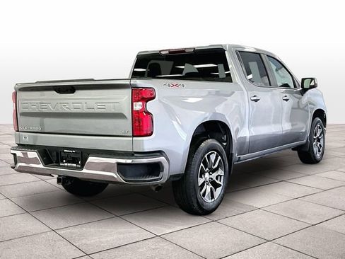 Used 2024 Chevrolet Silverado 1500 LT AWD/4WD image 11