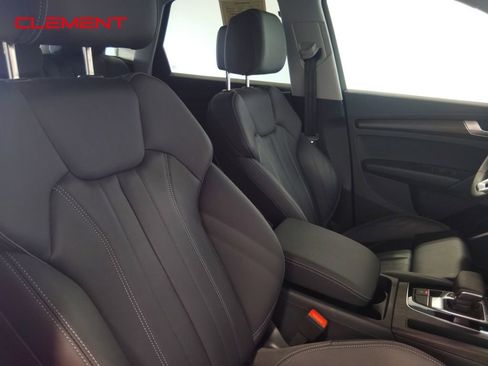 Used 2024 Audi Q5 2.0T Premium w/ Convenience Package image 40
