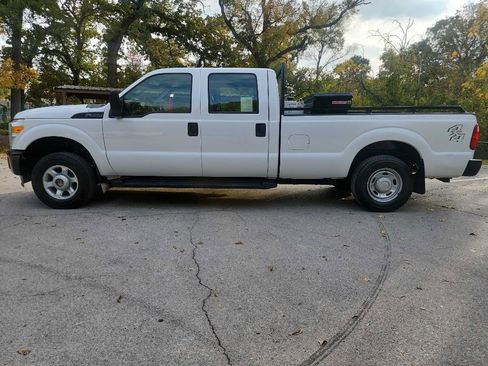 Used 2012 Ford F250 XL w/ Skid Plate Pkg image 5