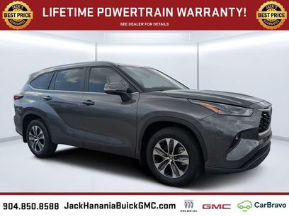 Used 2024 Toyota Highlander XLE