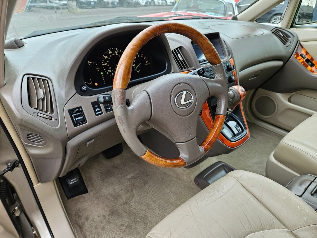 Used 2001 Lexus RX 300 FWD image 17