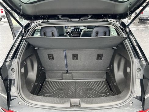 Certified 2023 Chevrolet Bolt EUV LT w/ Convenience Package image 18