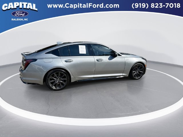 Used 2025 Cadillac CT5 V w/ Technology Package RWD image 9