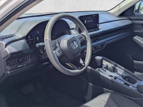 Used 2023 Honda Accord LX image 10
